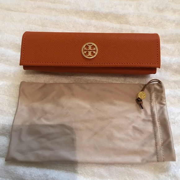 Accessories - 😎Tory Burch Eyeglass Case😎